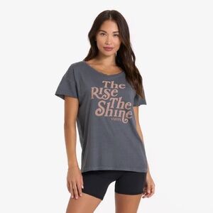 VUORI "The Rise The Shine" women’s graphic t-shirt - small